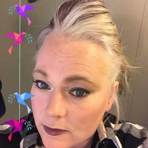 Meet your Posher, Tami